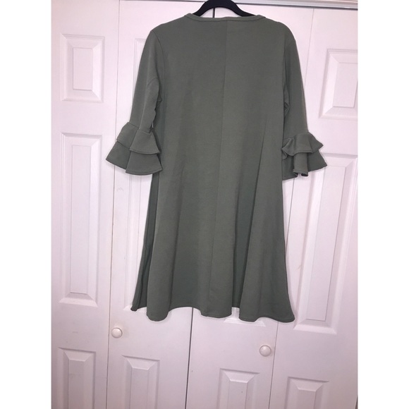 NWT Olive Green Boohoo dress - Picture 8 of 8